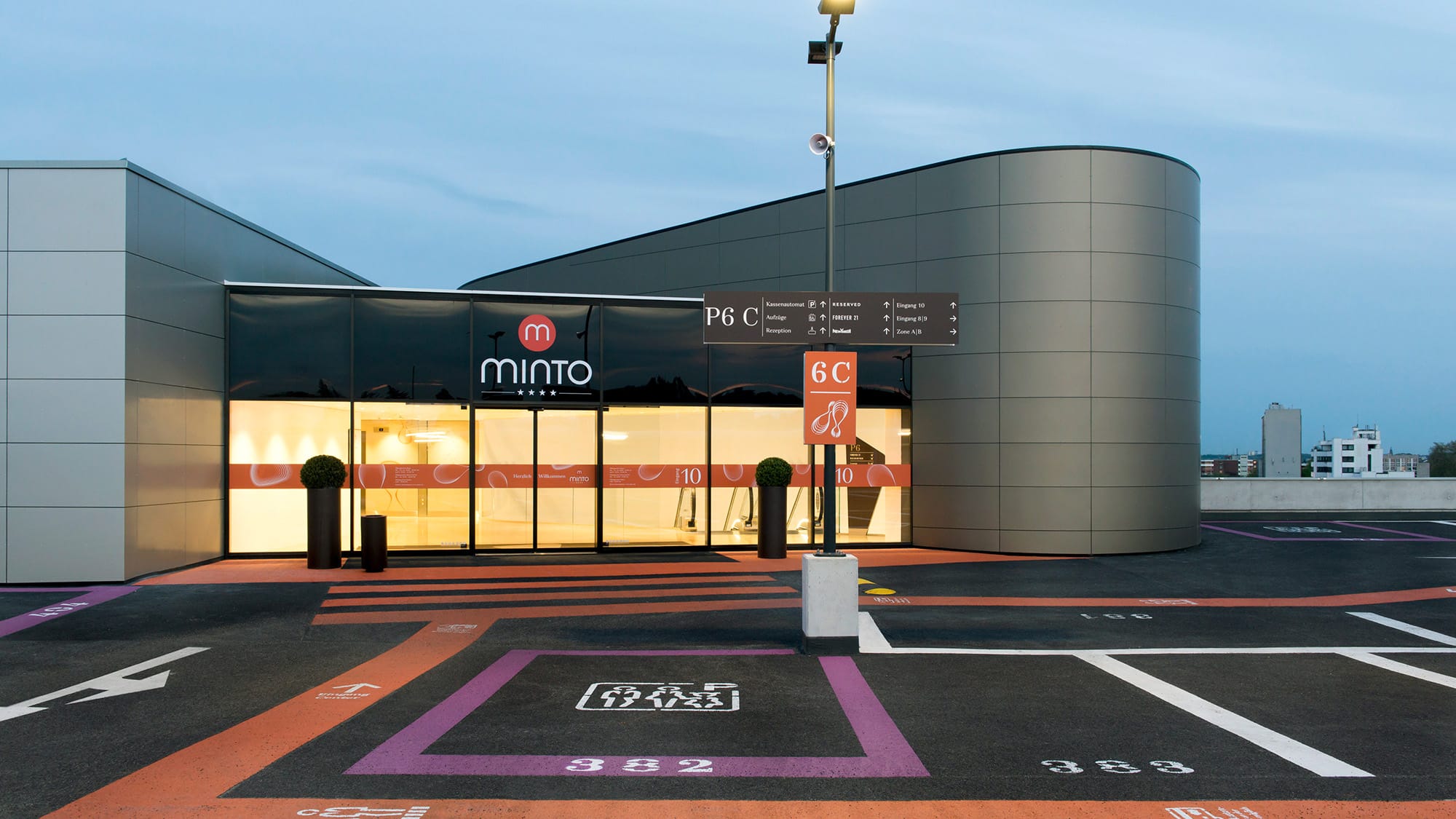 minto_mall_parkdeck_eingang