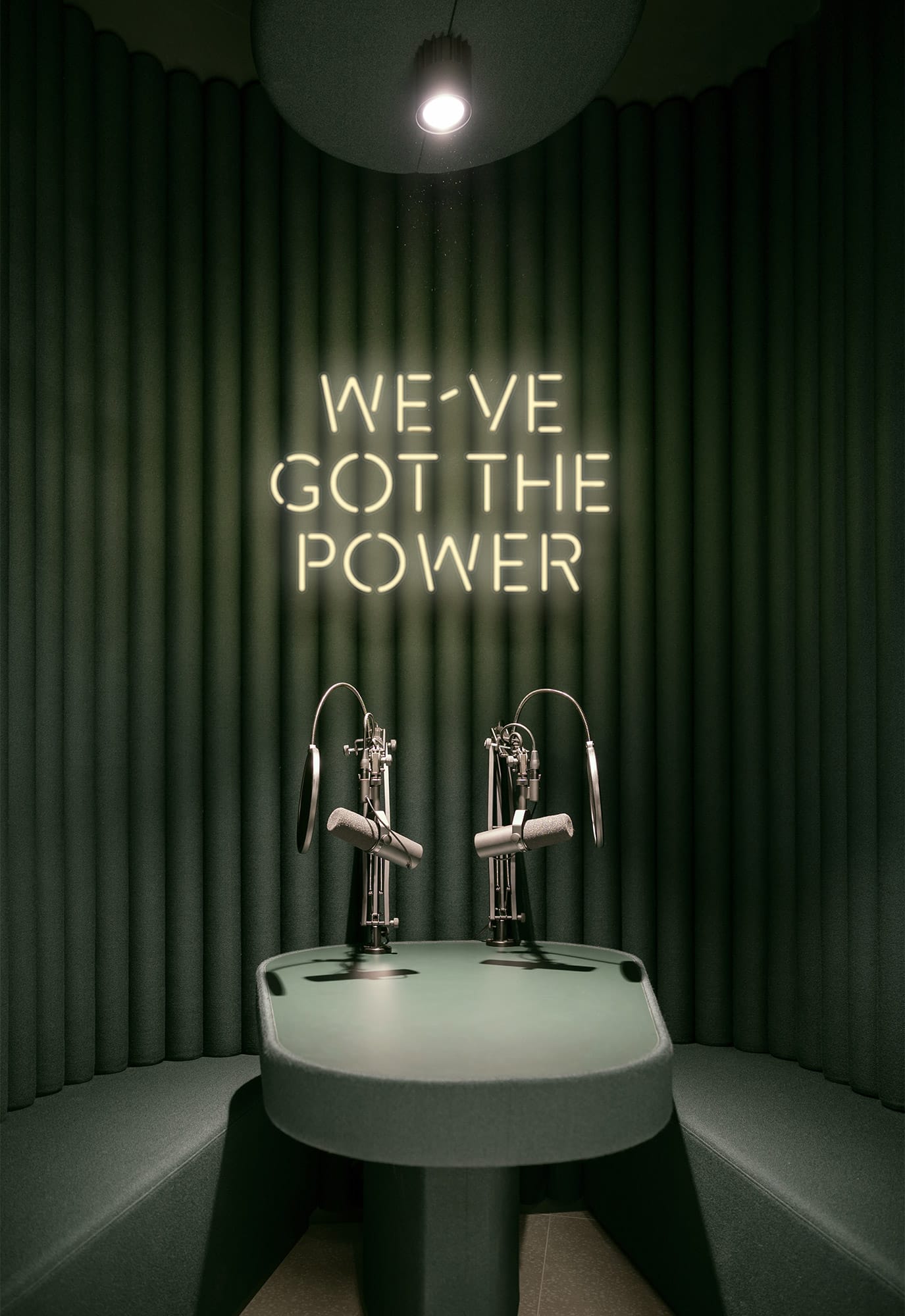 club-zukunft-duesseldorf_multimediale-ausstattung